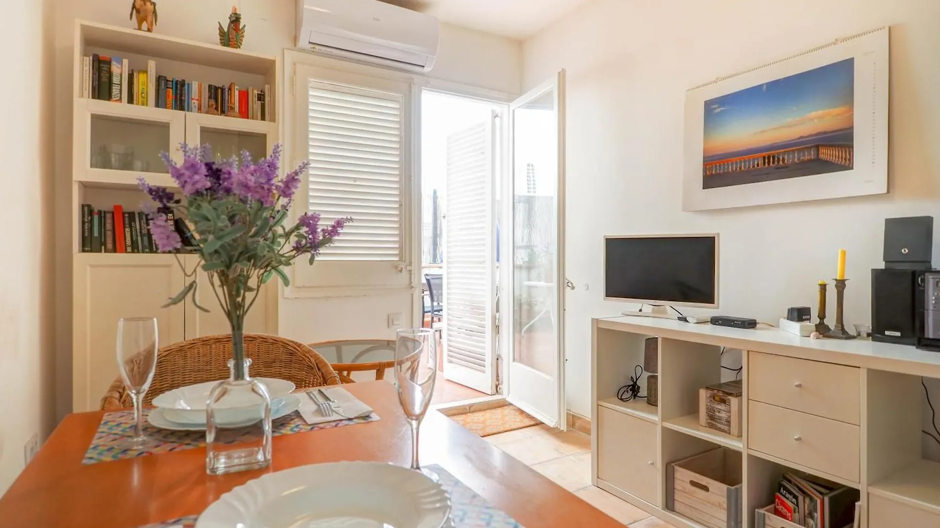 Gladiator Apartment By Hello Homes Sitges