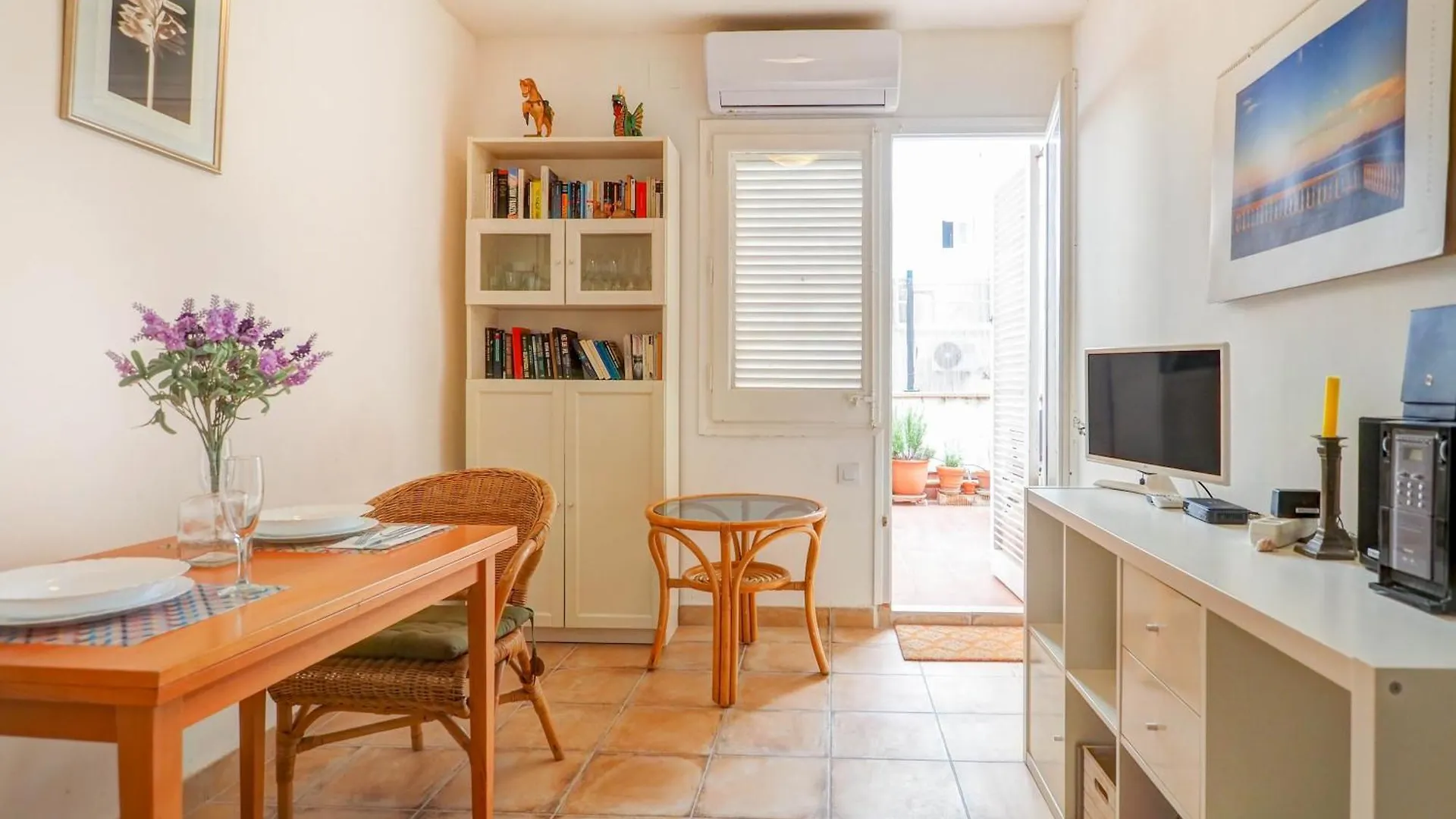 Gladiator Apartment By Hello Homes Sitges Spain